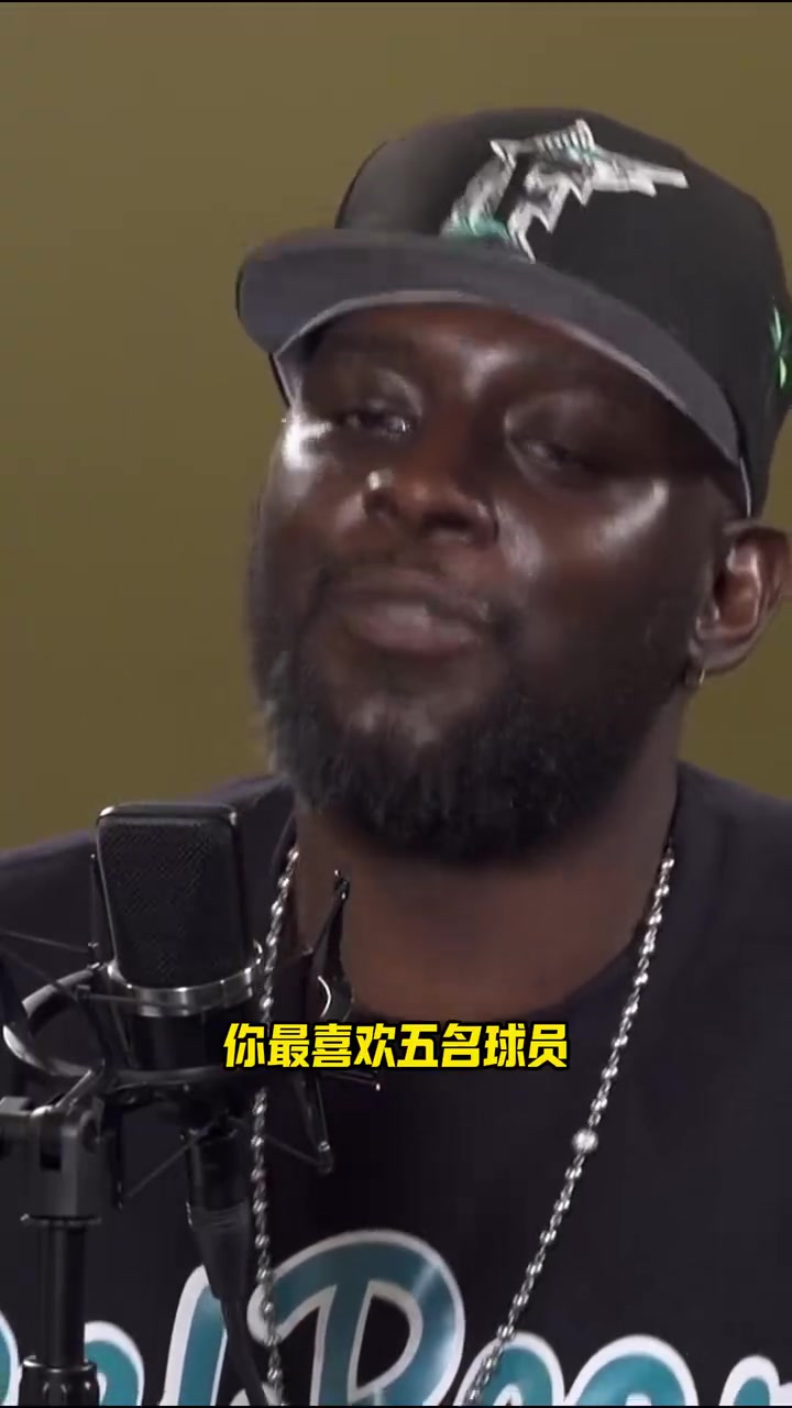 钟爱小虫库里最喜欢的五名球员乔丹AI纳什雷吉米勒博格斯 钟爱小虫库里最喜欢的五名球员乔丹AI纳什雷吉米勒博格斯