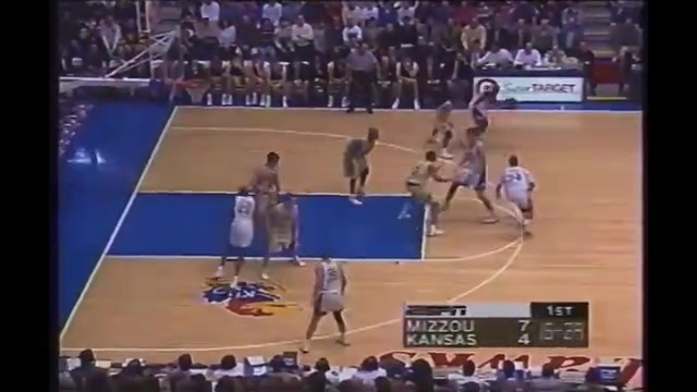 青涩的真理皮尔斯97年NCAA砍下22分集锦球风一直这么老道 青涩的真理皮尔斯97年NCAA砍下22分集锦球风一直这么老道